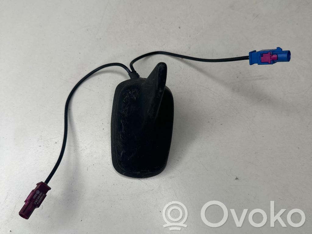 Audi A4 S4 B8 8K Radion antenni 