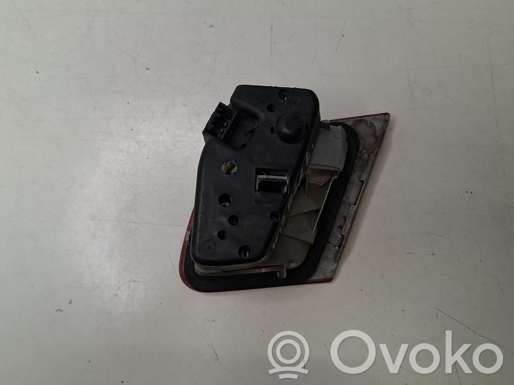 BMW 3 E46 Tailgate rear/tail lights 