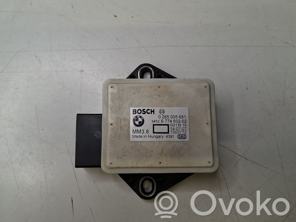 ESP Drehratensensor Querbeschleunigungssensor   0265005681,10213510