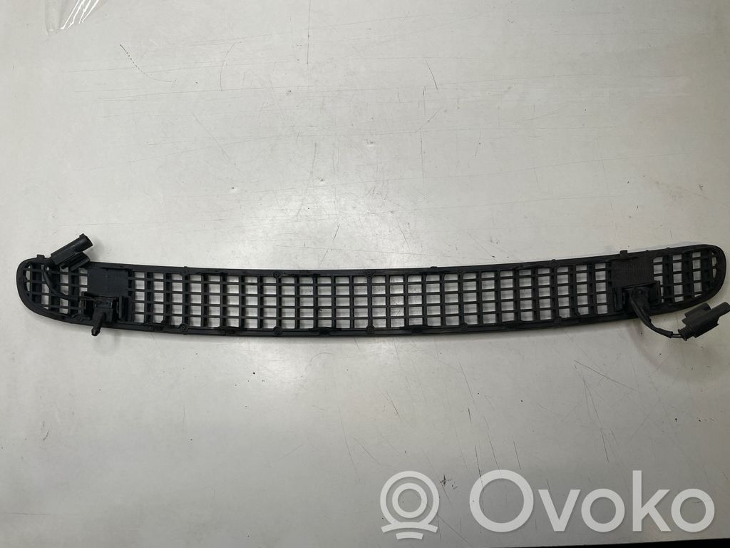 Grille calandre de capot   51138208484