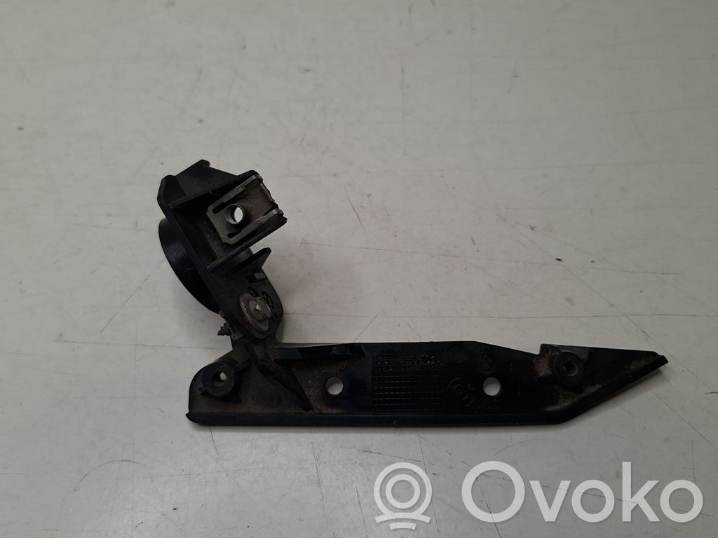 BMW 3 E90 E91 Headlight/headlamp mounting bracket 