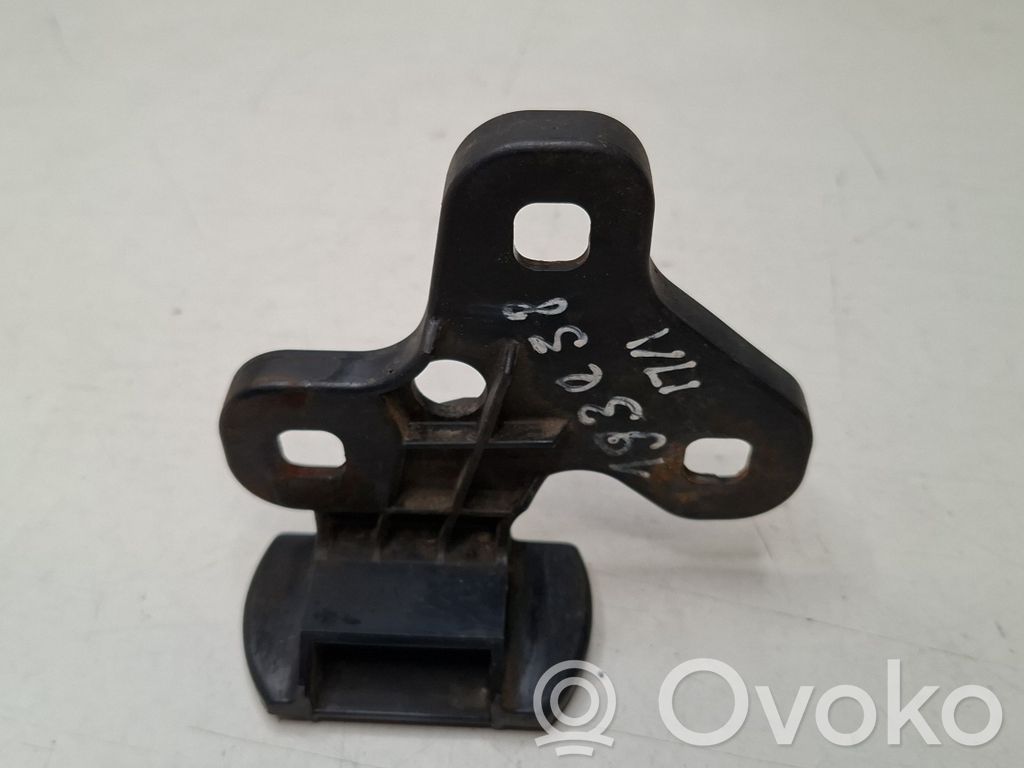 BMW 7 E38 Front bumper mounting bracket 