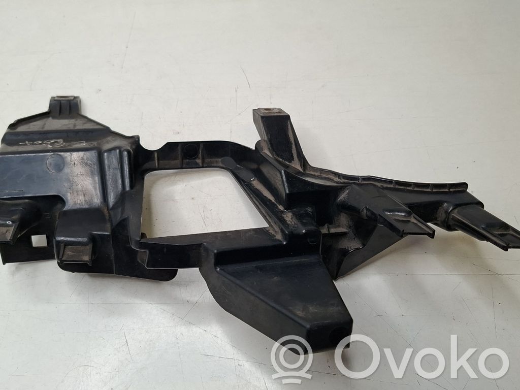 BMW 7 E65 E66 Headlight/headlamp mounting bracket 
