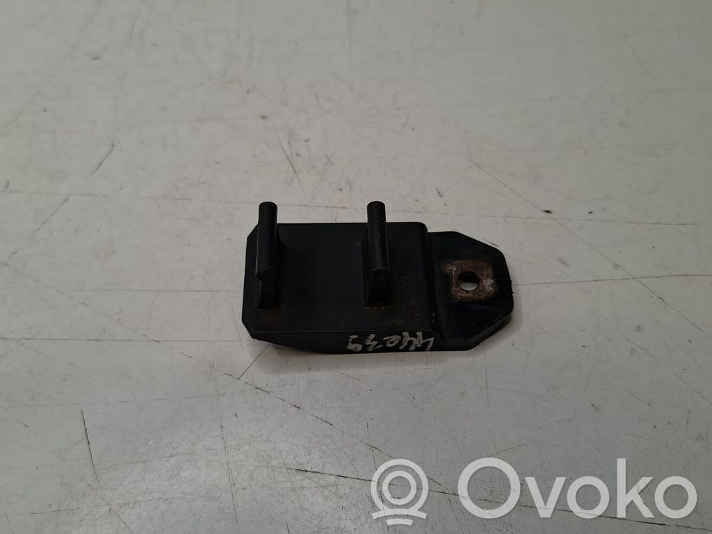 Support, fixation radiateur   2247896,E39M571711