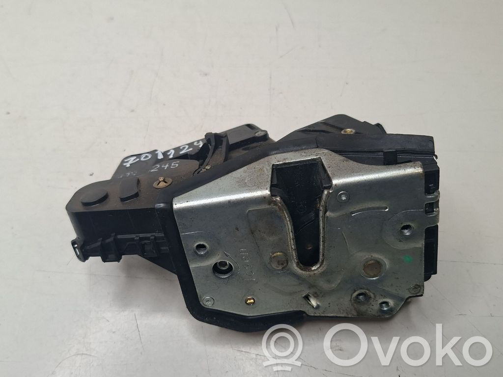 Rear door lock   7011245