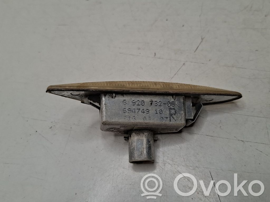 BMW 3 E46 Front fender indicator light 