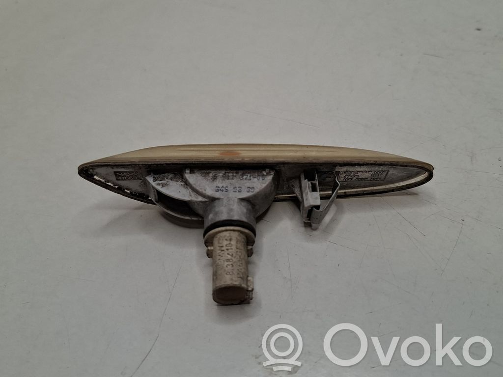 BMW X3 E83 Front fender indicator light 