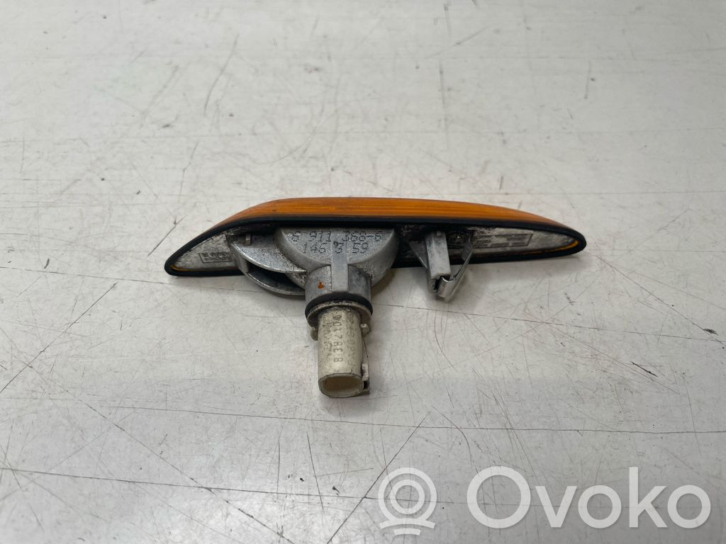 BMW 3 E46 Front fender indicator light 
