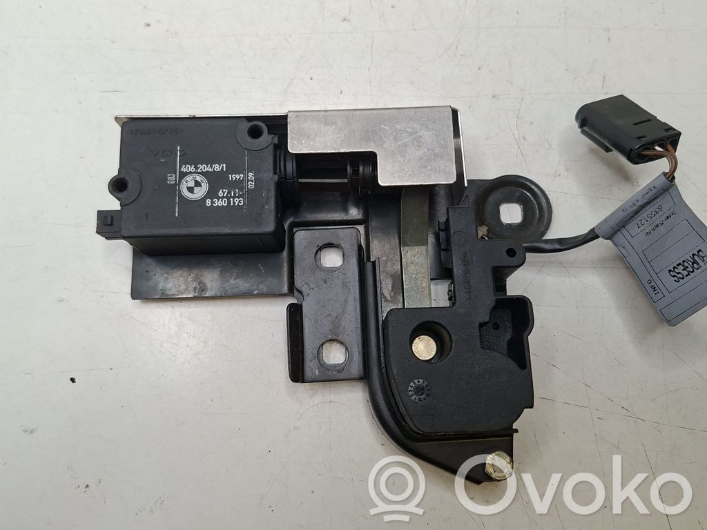 Tailgate window lock/catch/latch   8360193,40620481