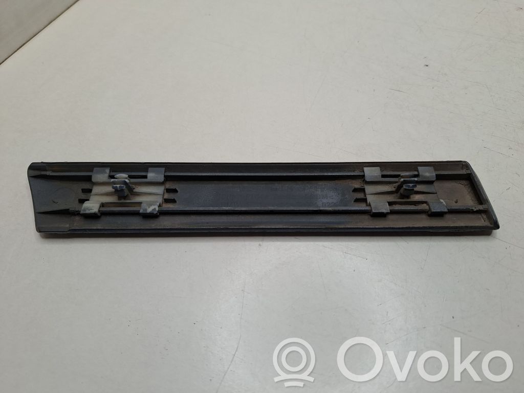 BMW 5 E39 Mască aripă față (turnată) 