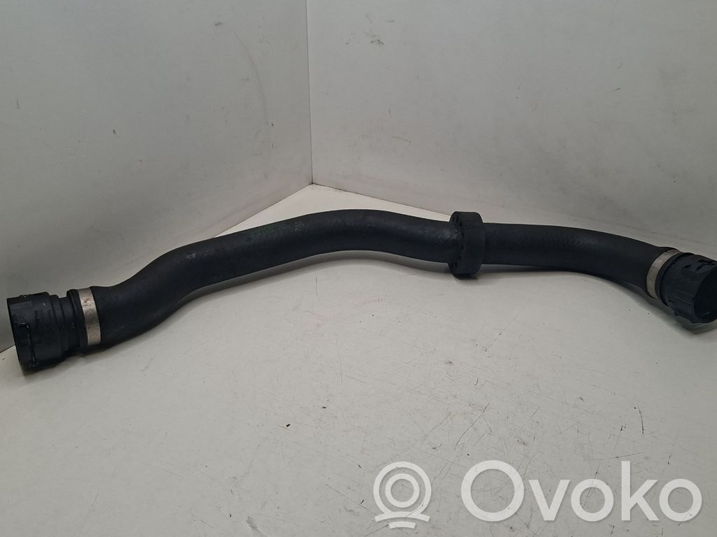 BMW X3 E83 Engine coolant pipe/hose 
