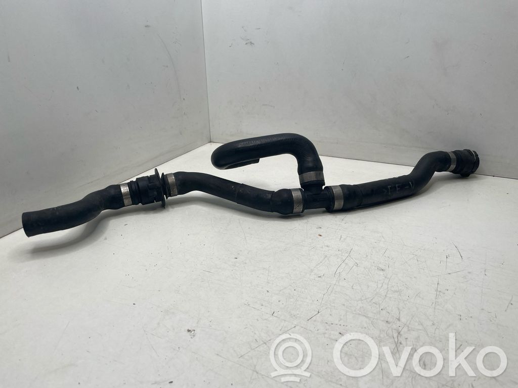 BMW 5 E39 Engine coolant pipe/hose 