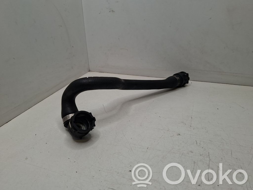 BMW 3 E90 E91 Variklio aušinimo vamzdelis (-ai)/ žarna (-os) 