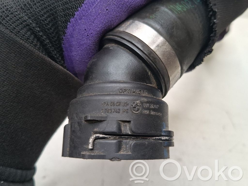 Engine coolant pipe/hose   7789742