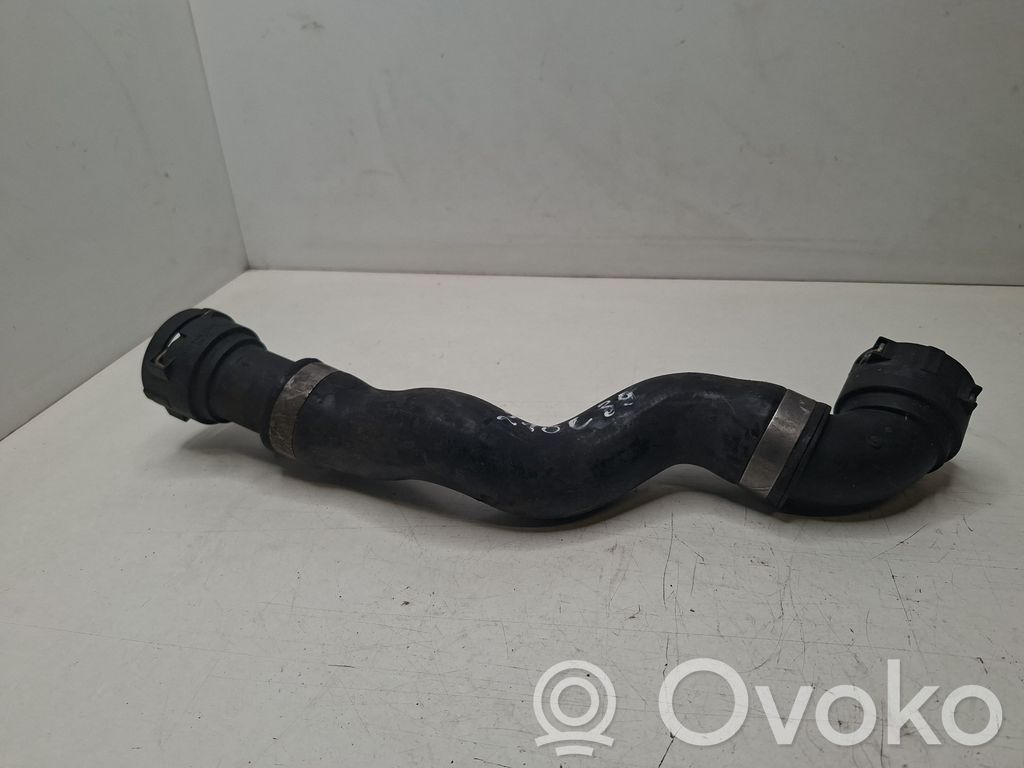 BMW 5 E39 Engine coolant pipe/hose 