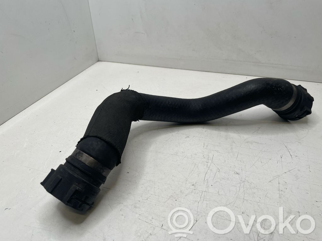 BMW 3 E46 Engine coolant pipe/hose 