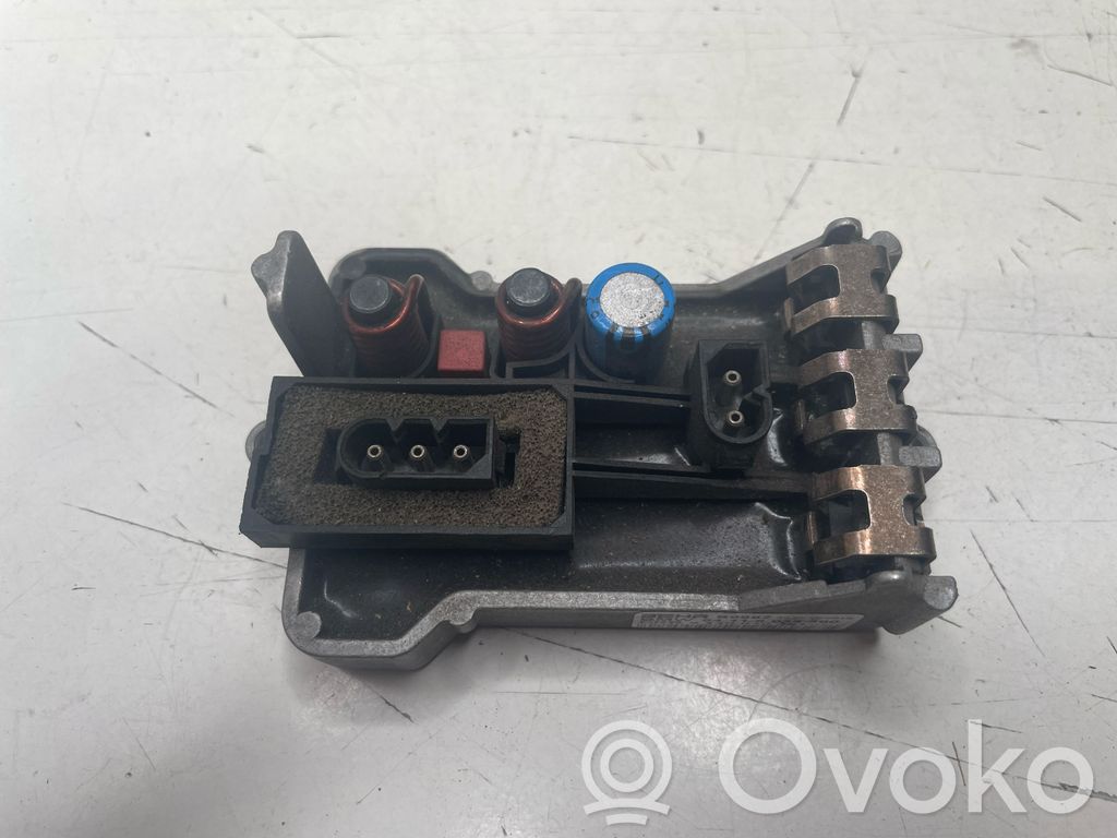BMW 7 E65 E66 Heizungslüfter Regler Widerstand 
