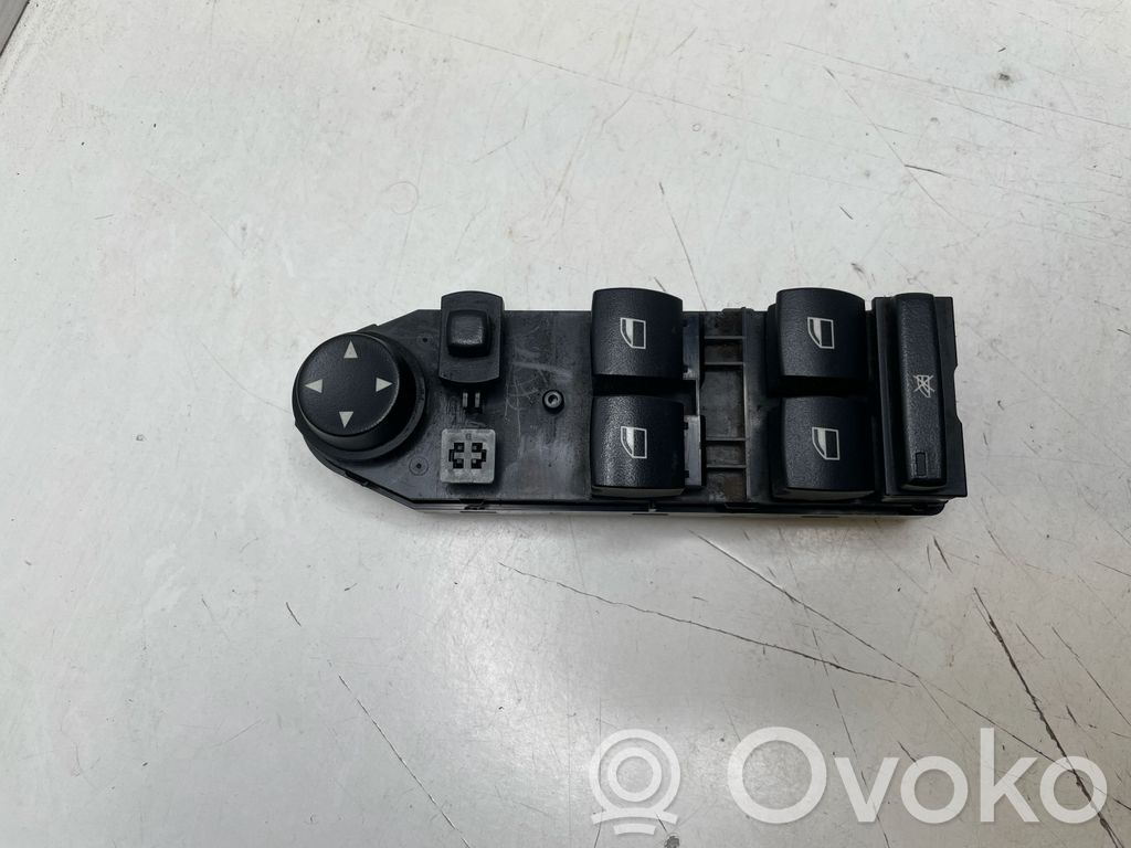 Interrupteur commade lève-vitre   6951904,06W23E03,39153WSW03