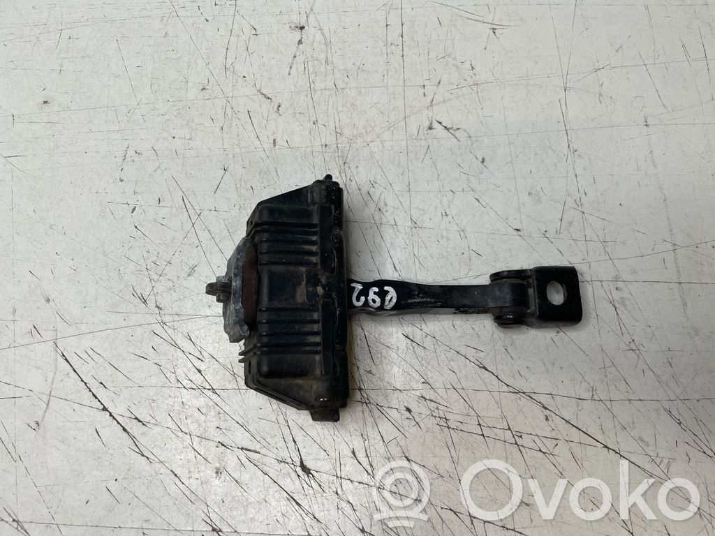 BMW 3 E92 E93 Ограничитель открытия двери 