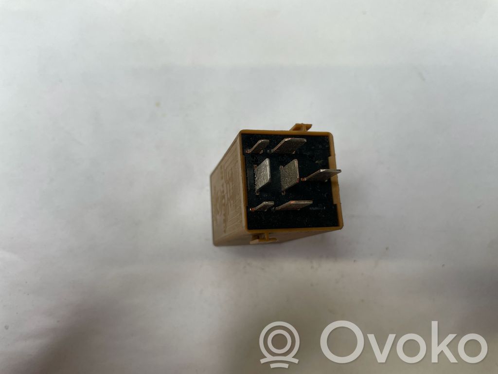 Window control relay   61368384505,V23141B3001X15