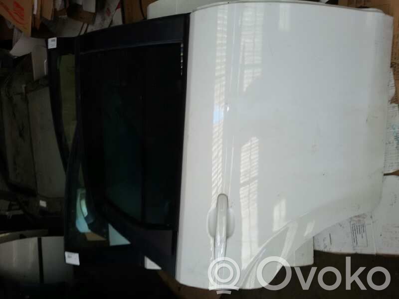 Puerta trasera   P8M51A24630AE