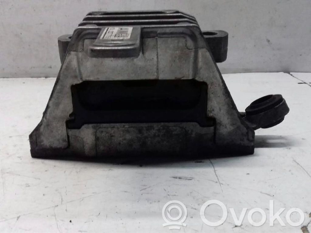 Engine mount bracket   13227715