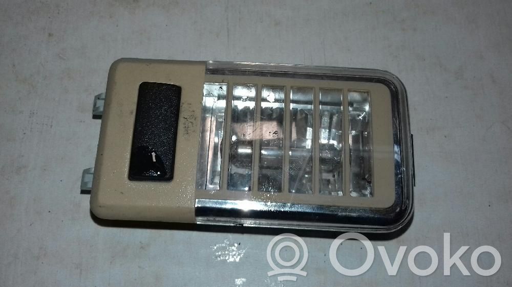 Luz del asiento delantero   6962036