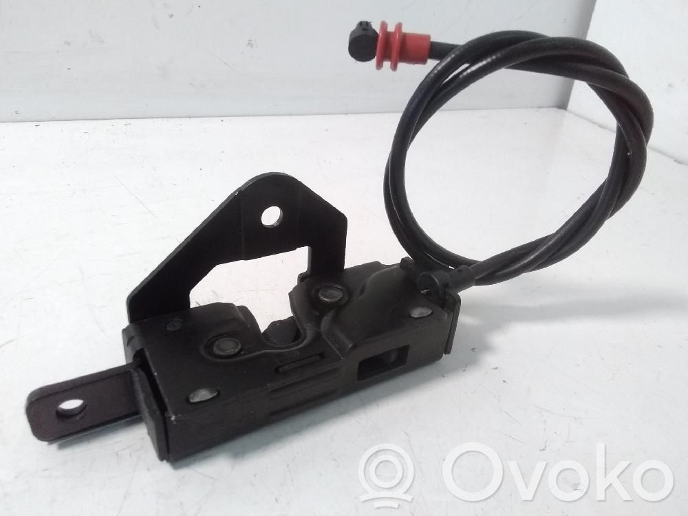 Tailgate lock latch   51248408963