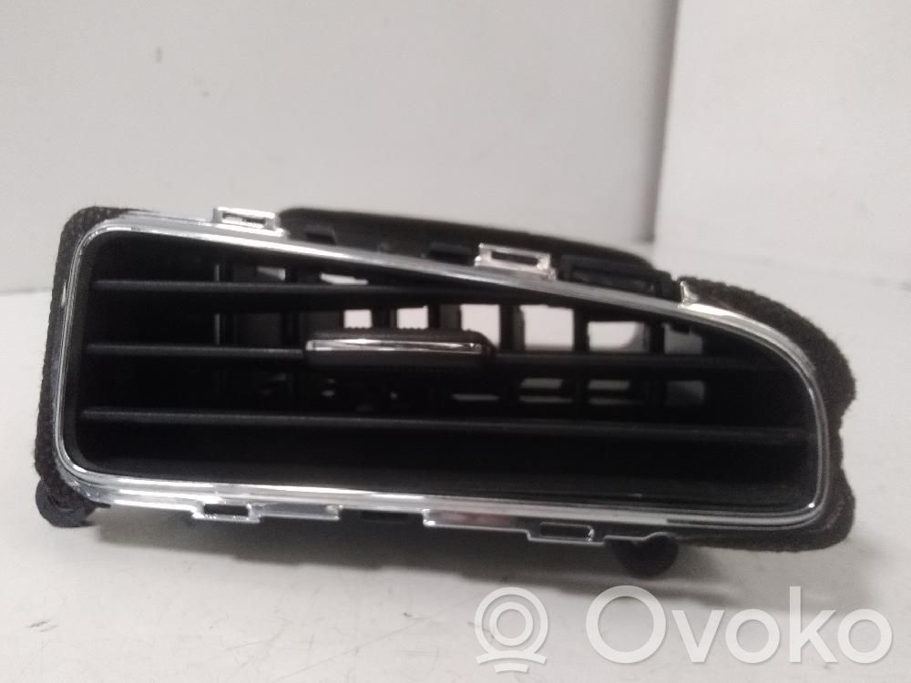KIA Ceed Centrinės oro grotelės 
