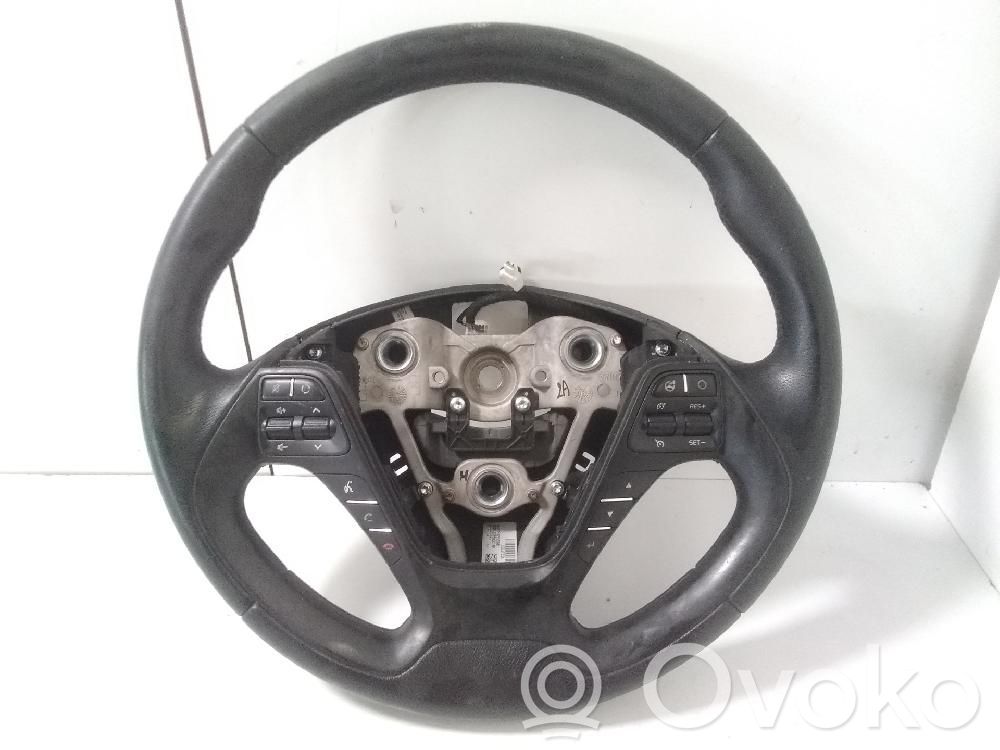 KIA Ceed Steering wheel 