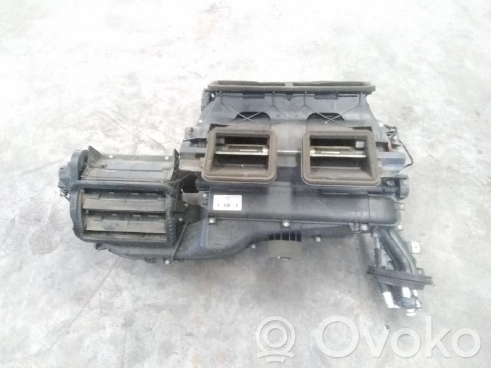 BMW 3 E90 E91 Interior heater climate box assembly housing 