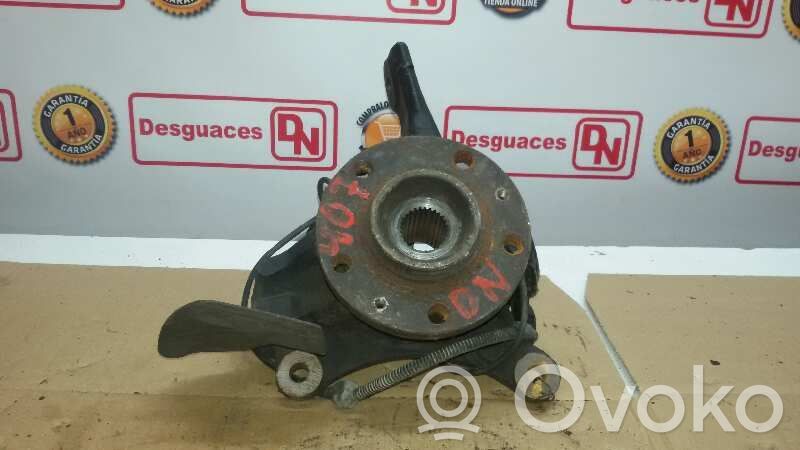 Peugeot 407 Achsschenkel vorne 