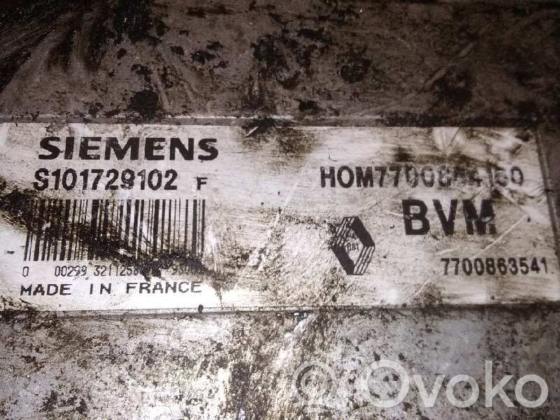 Renault Clio I Engine control unit/module 