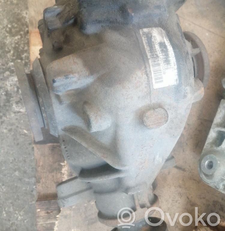 Rear differential   7504531