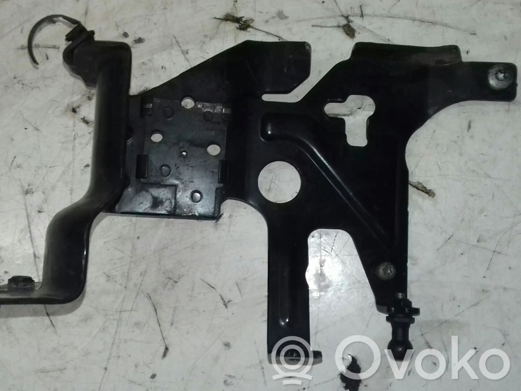 Ford Focus Soporte del parachoques delantero 
