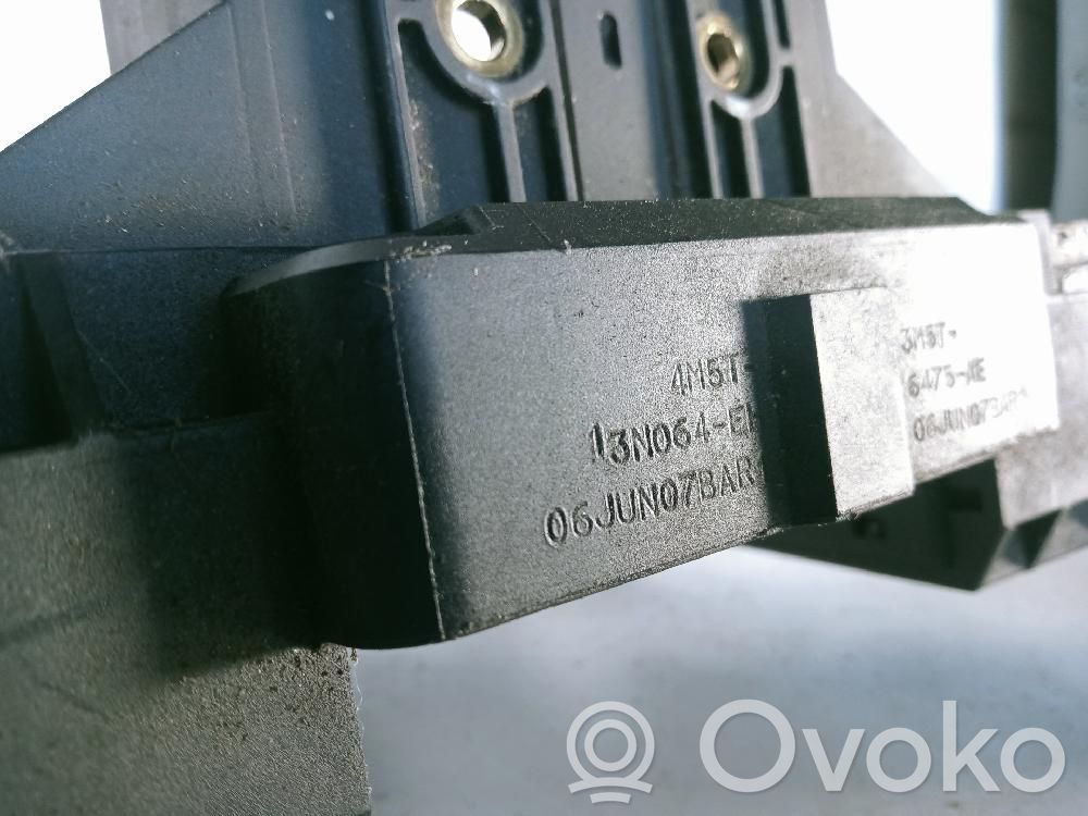 Interruptor de control multifunción   4M5T13N064