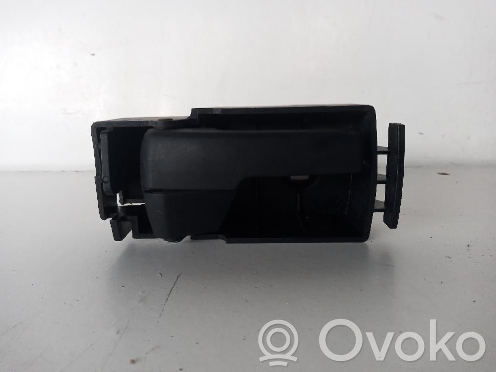 Manecilla interna puerta delantera   2T14V266A62,2T14V266A62