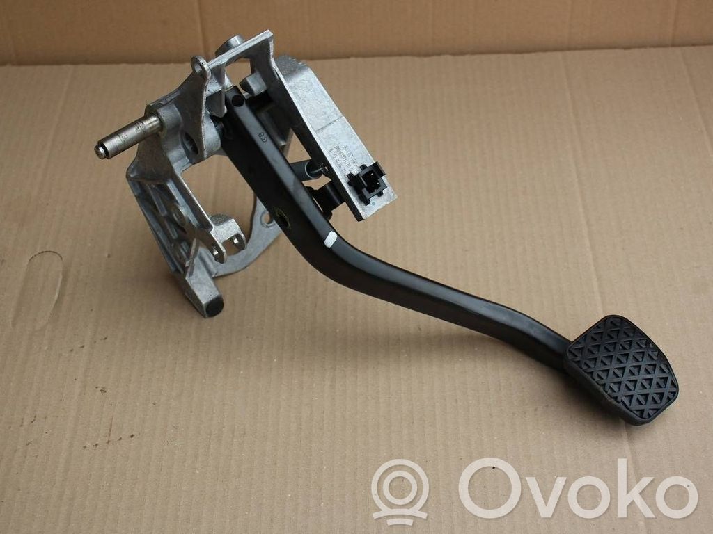 Pedal assembly   6751665