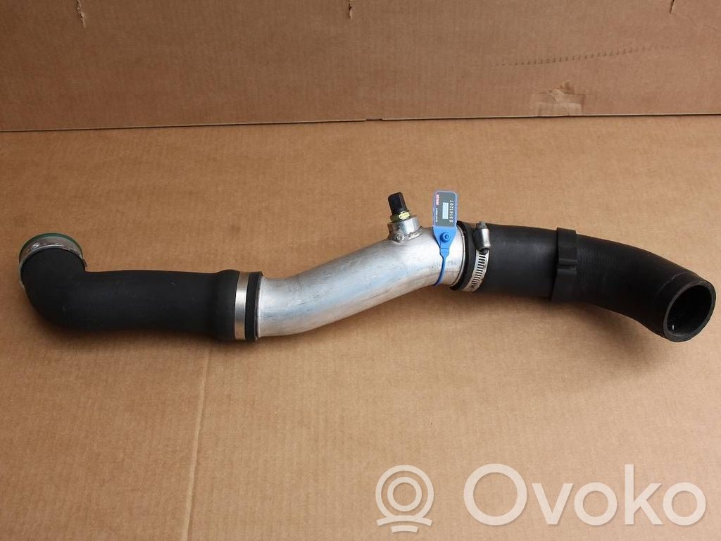 Intercooler hose/pipe   7791437
