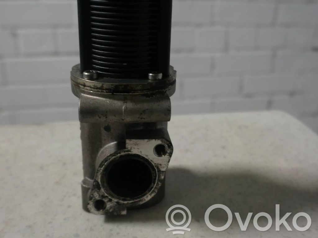 Opel Zafira B Zawór EGR 