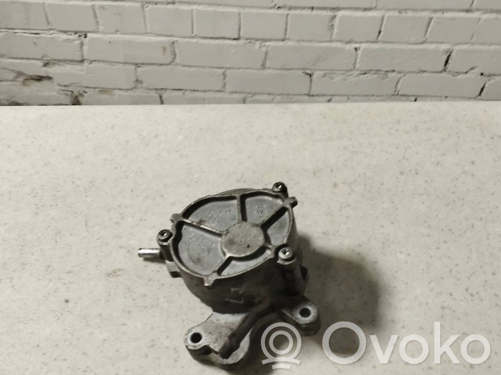 Vacuum pump   1302P,D1651A