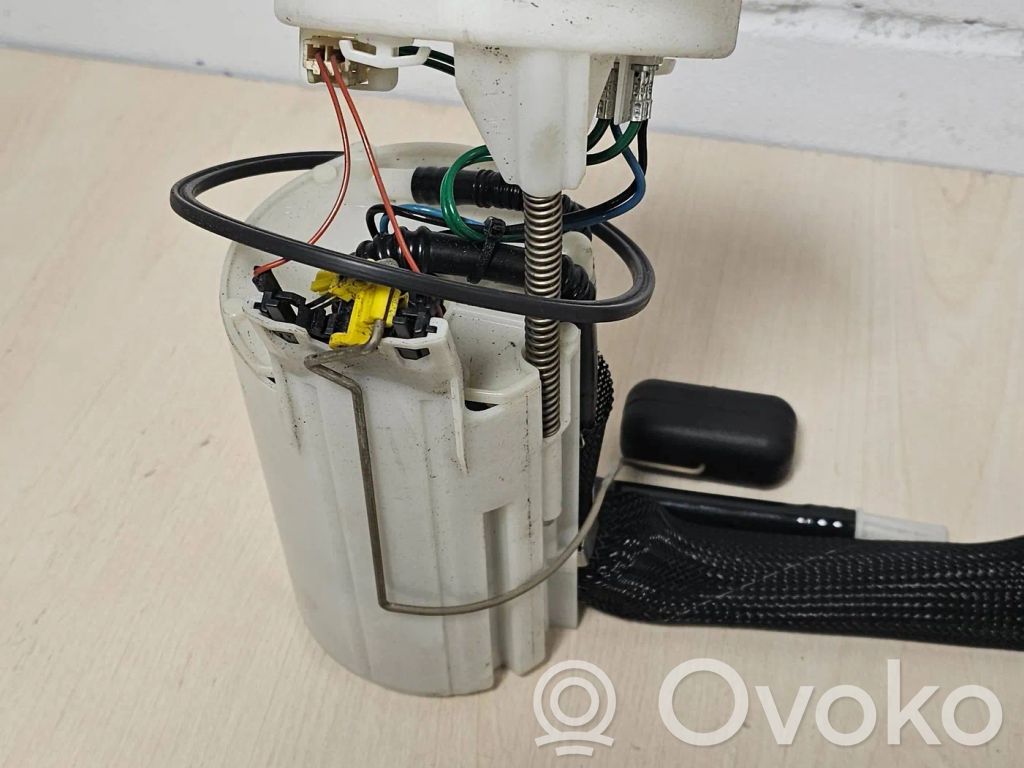 BMW 5 E60 E61 In-tank fuel pump 