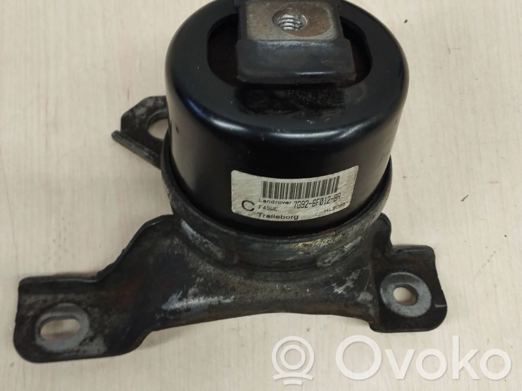 Land Rover Freelander 2 - LR2 Engine mount bracket 