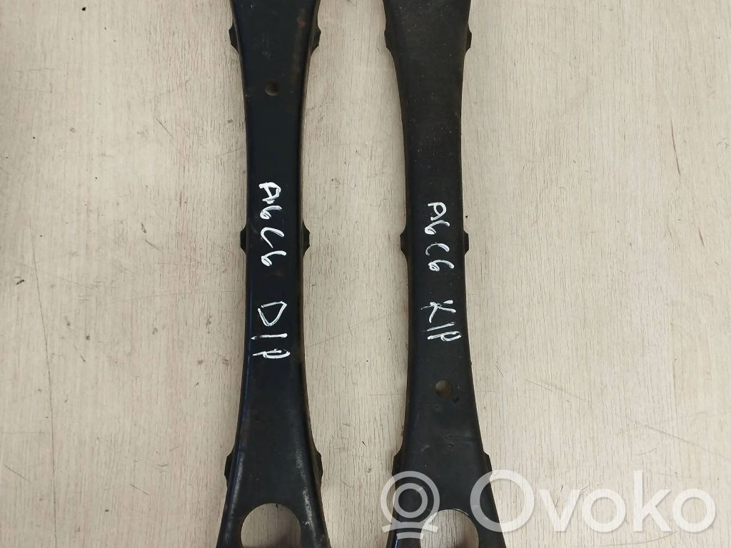Audi A6 S6 C6 4F Górny wahacz tylny 