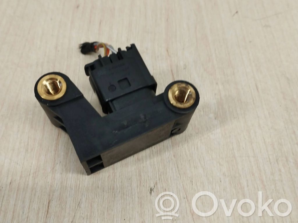 Airbag deployment crash/impact sensor   6977398,01C61CC0,171006
