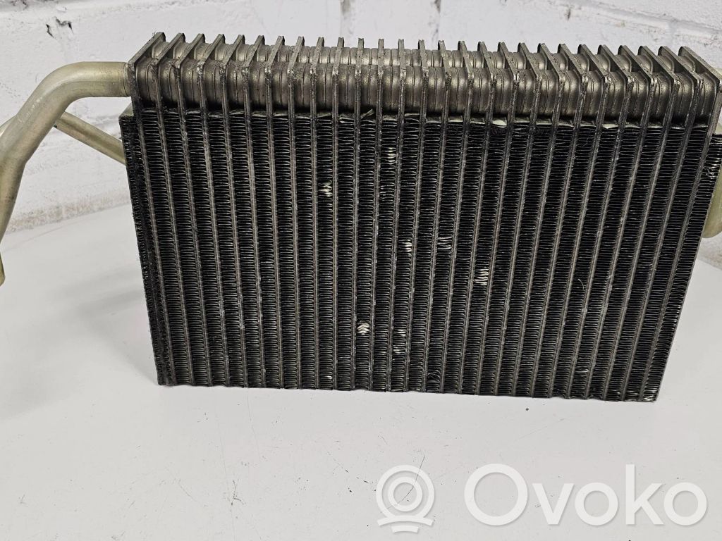 Mercedes-Benz E W211 Air conditioning (A/C) radiator (interior) 