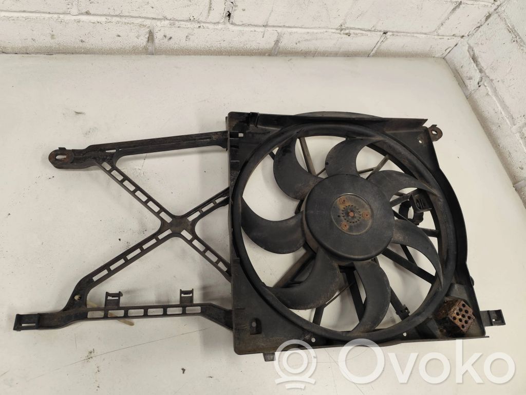 Opel Astra H Elektryczny wentylator chłodnicy 