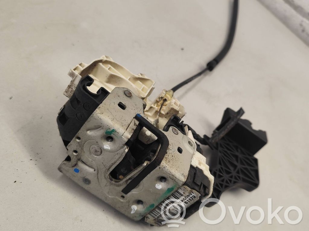 Chrysler Sebring (JS) Front door lock 