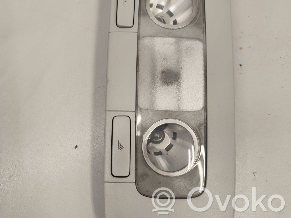 Volkswagen PASSAT B6 Rear seat light 