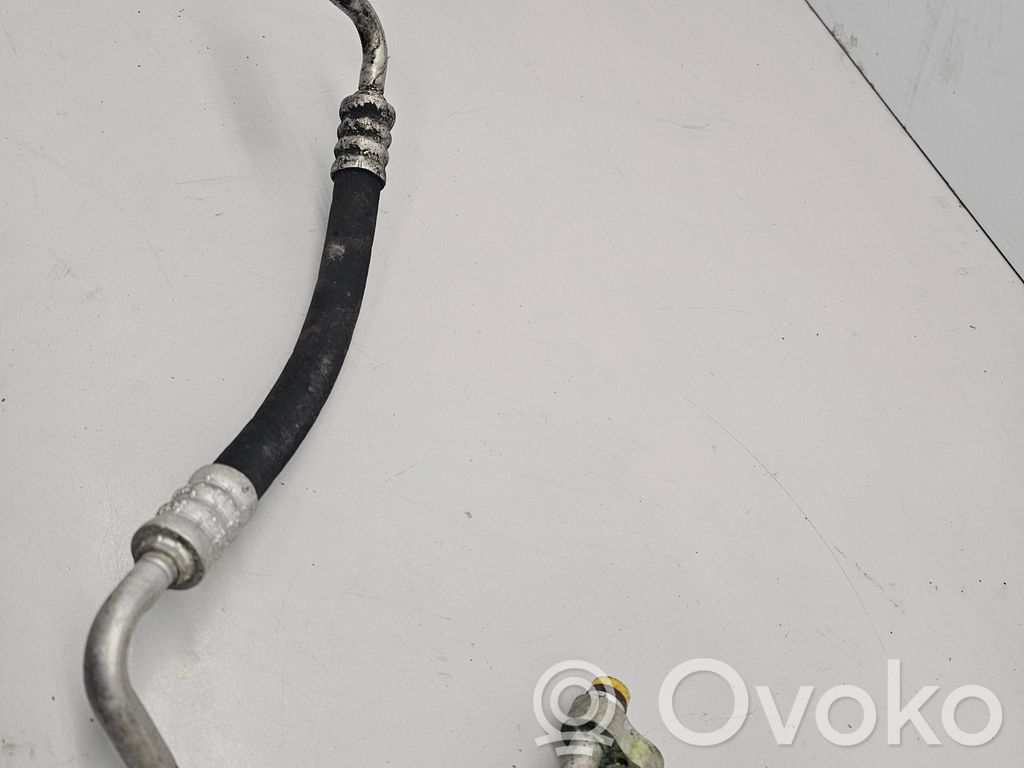 Ilmastointilaitteen putki (A/C)   6453691080,EE792S